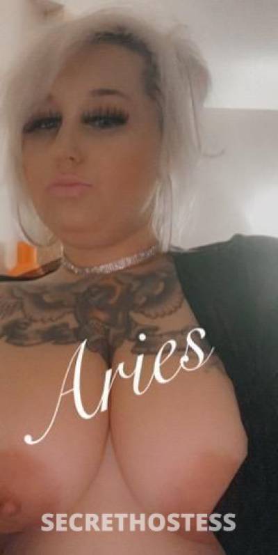 Live video call FAMOUS ARIES blonde BIG booty goddess Check  in New York City NY