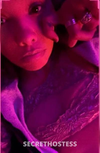 28 year old Escort in Albany NY hh h Ready n Waiting Hot New