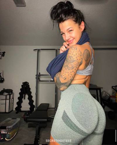 24 year old Escort in Winnipeg Hook up