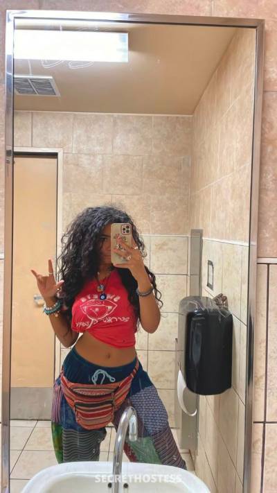 25 Year Old Hispanic Escort Windsor - Image 4