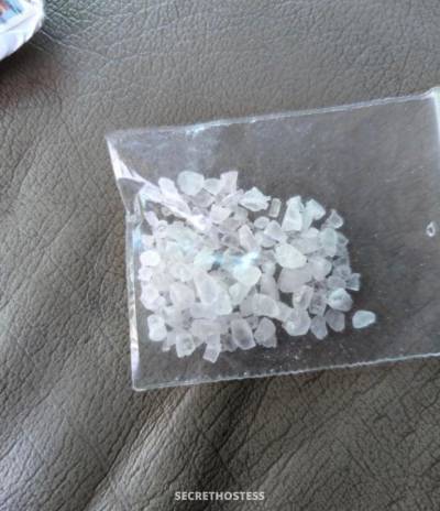 26 year old Escort in Sunshine Coast i’m Jeniffa ?? , sells Drugs❄️?&amp;weed Add me 