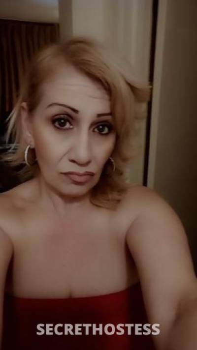 Horny sexy mature MILF in Reno NV