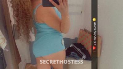 Petite Latina in Medford OR