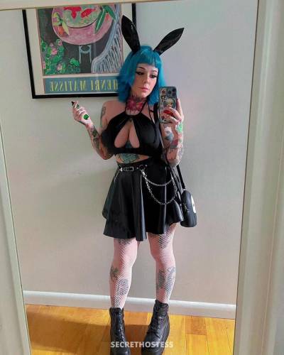 26 year old Asian Escort in Ft Mcmurray Hookup