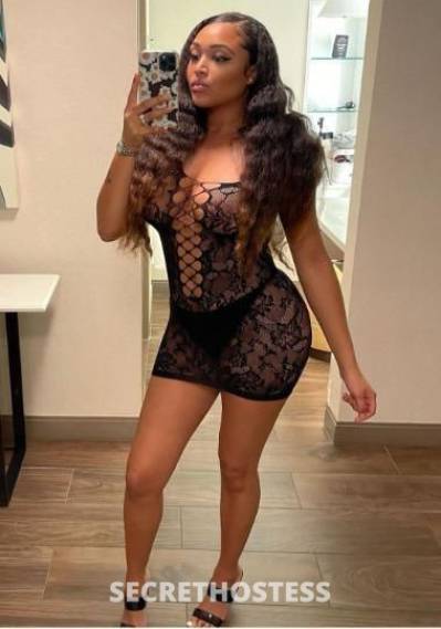 26 Year Old Colombian Escort Philadelphia PA - Image 1