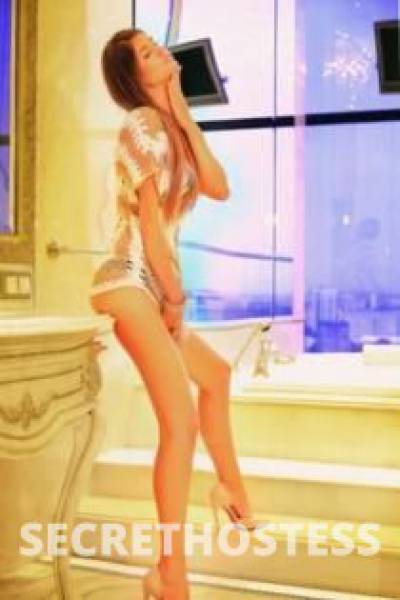 27 Year Old German Escort Munich Brown Hair Brown eyes - Image 2