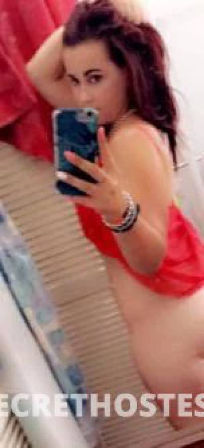 32 year old Escort in Canberra Hot naughty milf loves cock – 32