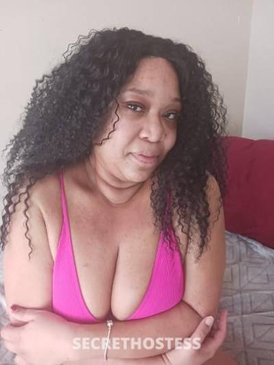 41 Year Old Escort Chicago IL - Image 4
