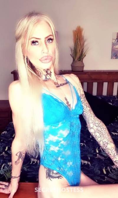 30 year old Escort in Piara Waters Perth Available now size 8 sexy blonde