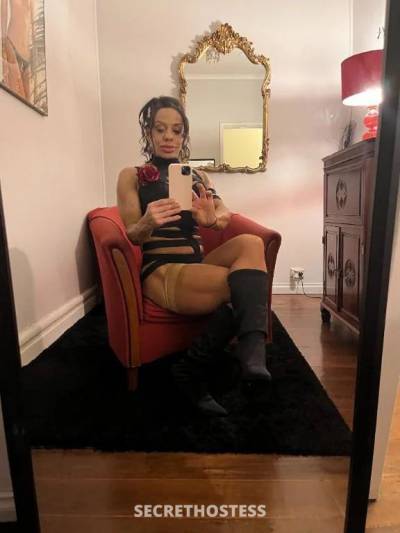 45 year old Escort in Perth Mature mediterranean stunner