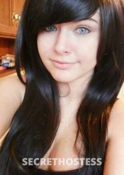 24 year old Asian Escort in Fargo ND ??Sweet Sexy Girl ?Horny Tight Pussy ? NEED FOR HOOKUP??