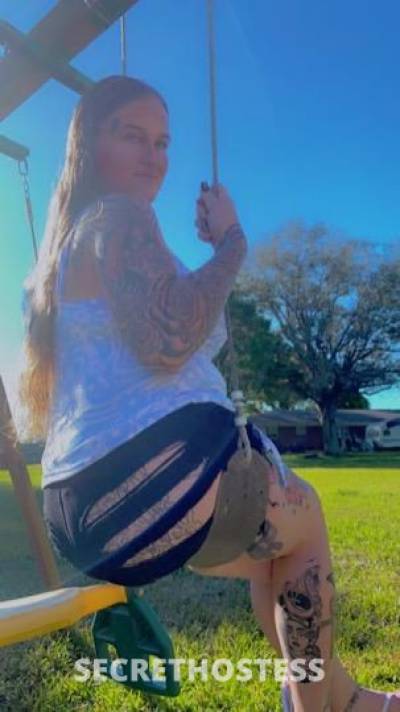 long hair blue eyes with a wet fat pussy in Treasure Coast FL