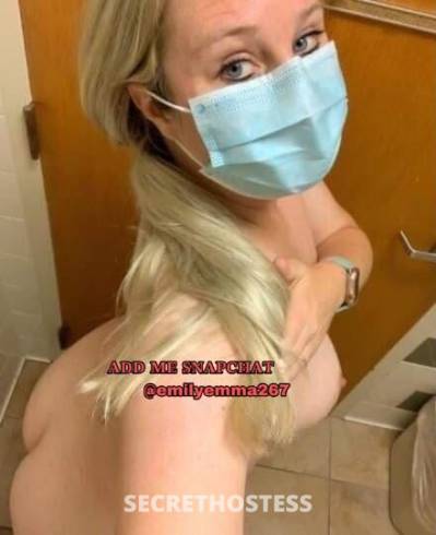 53 Year Old Escort Chicago IL - Image 2