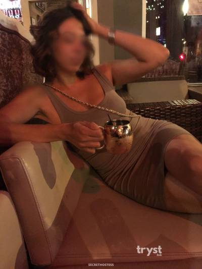 30 Year Old American Escort Denver CO Brunette - Image 5