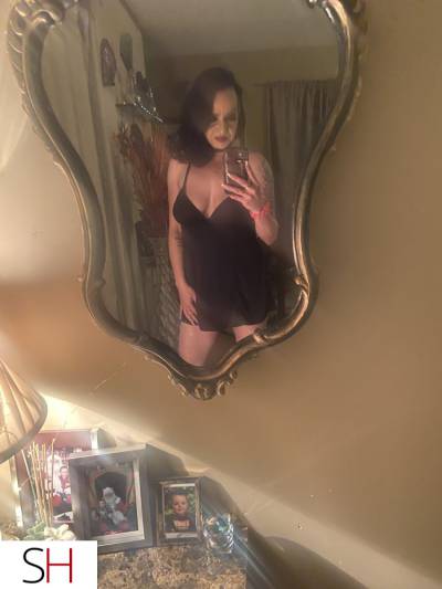 42 year old Asian Escort in Winnipeg Long weekend special