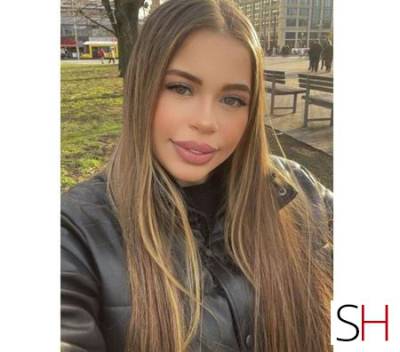 Lexi 100% English Girl, Independent in Hertfordshire