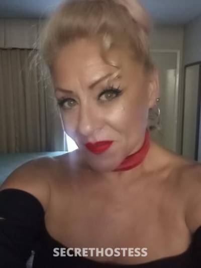Sexy MILF Here to Pleasure You in Little Rock AR