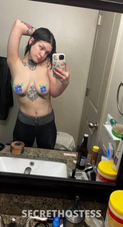 21 year old Escort in Louisville KY available now for outcall and cv