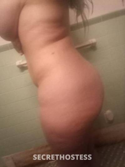 23 year old Escort in Louisville KY curvy young girl ready to have some fun