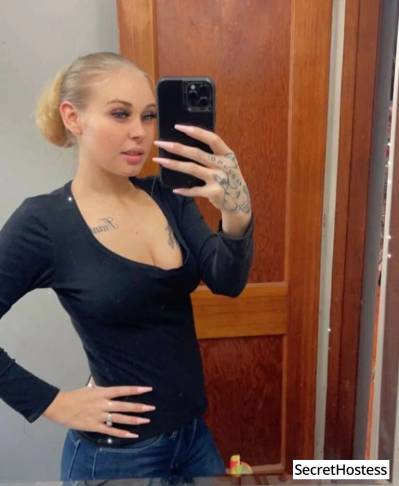 29 year old Escort in Edmonton Mary Godloves