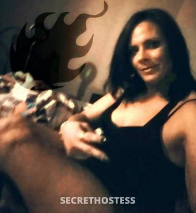 31 year old Hispanic Escort in Louisville KY Gentlemens Delight Bad boys Dream