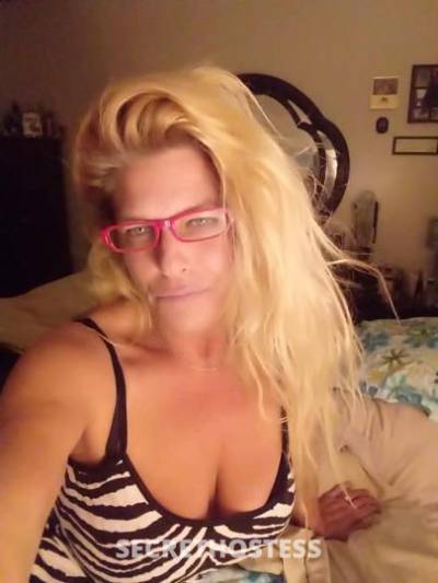 44Yrs Old Escort Treasure Coast FL Image - 3