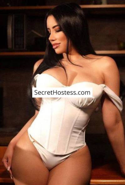 25 Year Old Hispanic Escort Zagreb Black Hair Brown eyes - Image 1