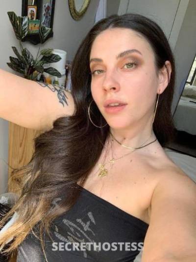 26 year old Escort in Columbia MO Hi there you wanna Meetup and Hookup If you Interest in 