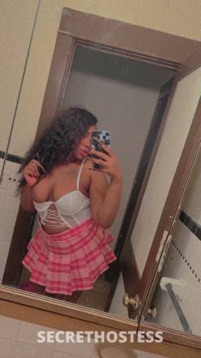 22Yrs Old Escort Milwaukee WI Image - 1