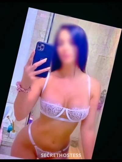 28 year old Australian Escort in Eight Mile Plains Brisbane ** real 28yo aussie ** tight toned busty brunette - incalls 