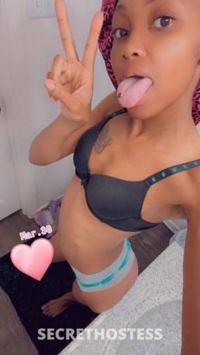 SlimYellaauuh 24Yrs Old Escort Dallas TX Image - 3