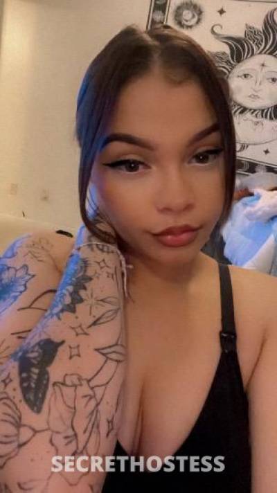 sexy tatted light skin in Seattle WA