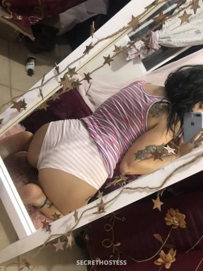CARISSA LAWSON 23Yrs Old Escort Size 22 Yellowknife Image - 1