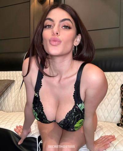 30 year old Escort in Winnipeg Horny let’s hookup ??? available for both incall /outcall