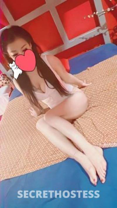 24 year old Japanese Escort in East Perth Perth Japanese girl East Perth available now