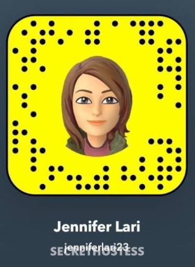 26 year old Asian Escort in Madison WI Knock on snapchat now if you want to have sex with beautiful