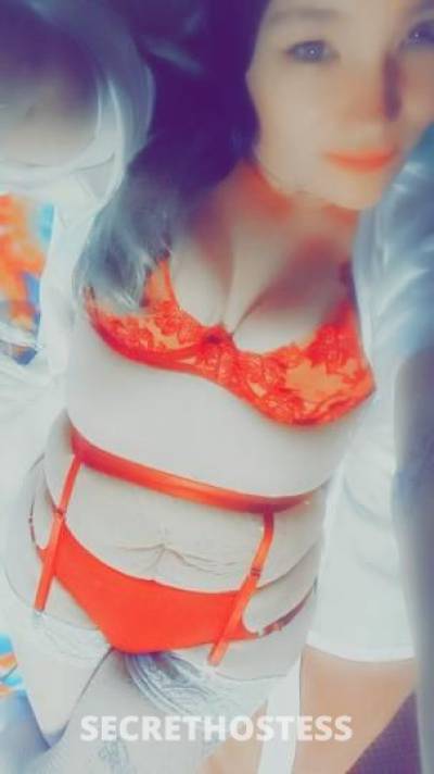 27 year old Escort in Burlington VT NSFW pics videos and conversation