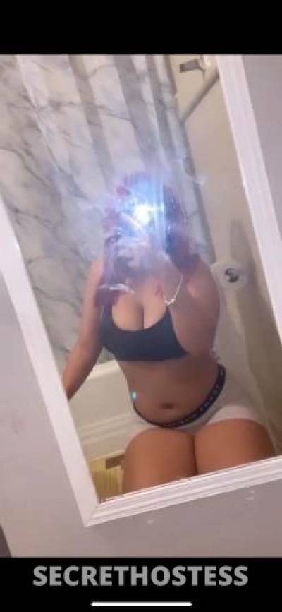 21 year old Escort in Birmingham AL - QV Special thick red bone im Ready to Play y I m Available