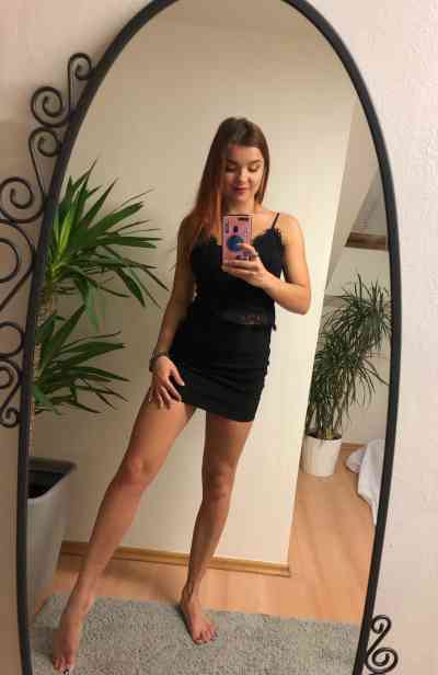 27 year old Escort in Maryborough ??? i'm 27 year older ?? 420 oral ?? car or ? ?hotel 