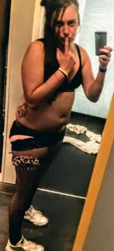 26Yrs Old Escort Size 6 128KG 5CM Tall Louisville KY Image - 5