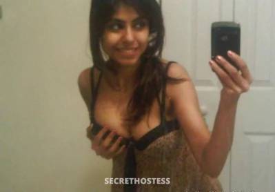 25 year old Escort in Old Toongabbie Sydney New DesiIndon SEX Queen Wet Juciy Pussy Superb Service