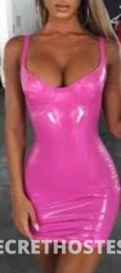 35 year old Escort in Perth Blonde, blue eyes, busty