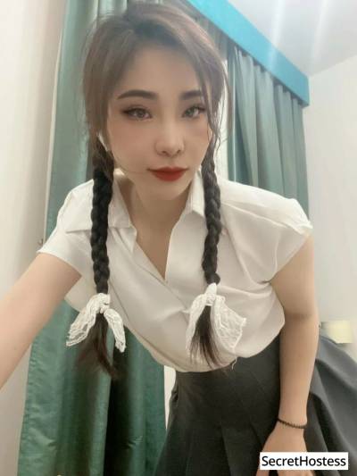 22 year old Escort in Dubai Julie