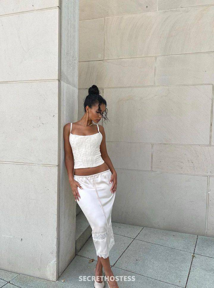 Lilly 26Yrs Old Escort 170CM Tall Québec Image - 9