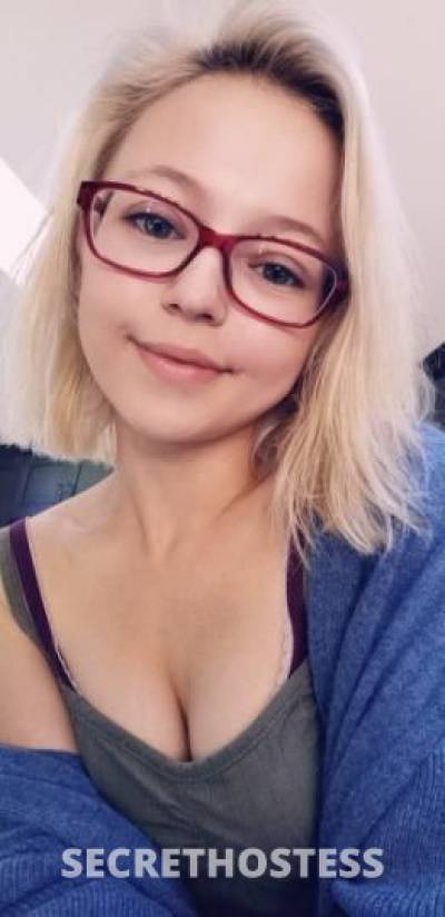 22Yrs Old Escort Fargo ND Image - 1