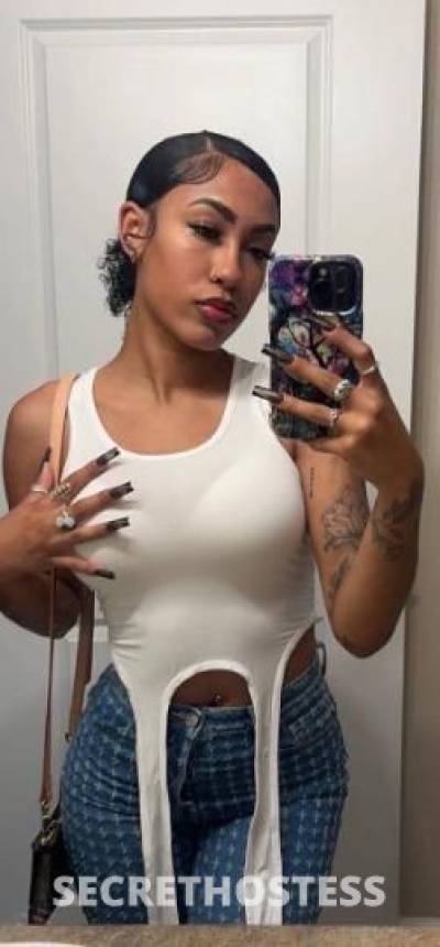 24 year old Latino Escort in Westchester NY vip service young latin girl available ready for you papi 