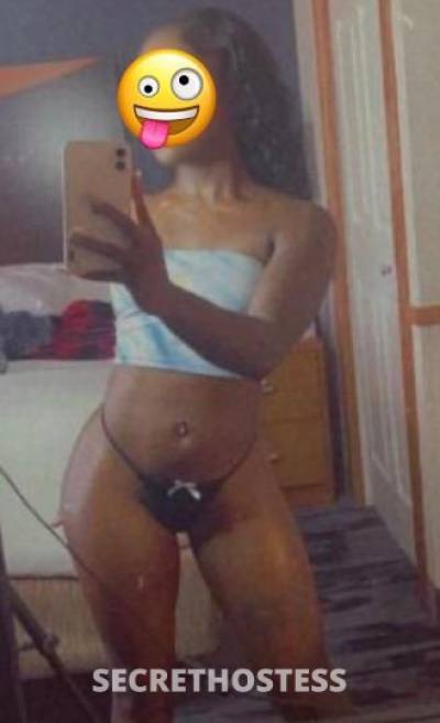 25 year old Escort in Rochester NY Slim Thick Ebony ALL REAL The best around incall &amp; 
