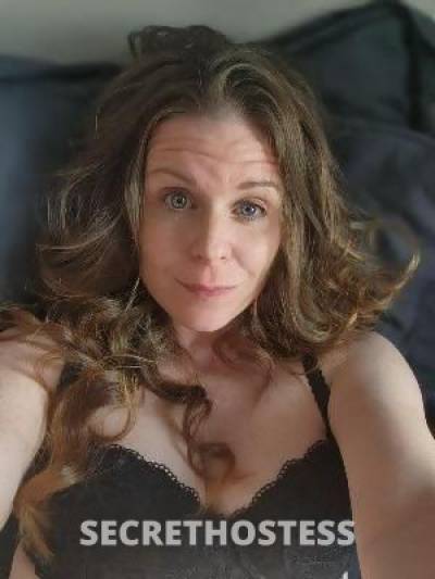 41Yrs Old Escort Winston-Salem NC Image - 1