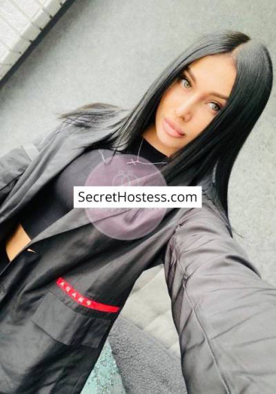 25 Year Old Mixed Escort Munich Black Hair - Image 6