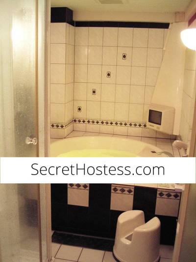 22 year old Japanese Escort in Fortitude Valley Brisbane ?Super Steamy *SUKEBE chair Fantasy* Fuuzokuten